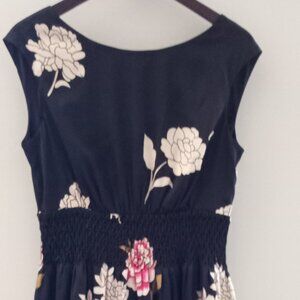 Dress Vintage Vibe Size 10 Tulle Lined Full Skirt EUC